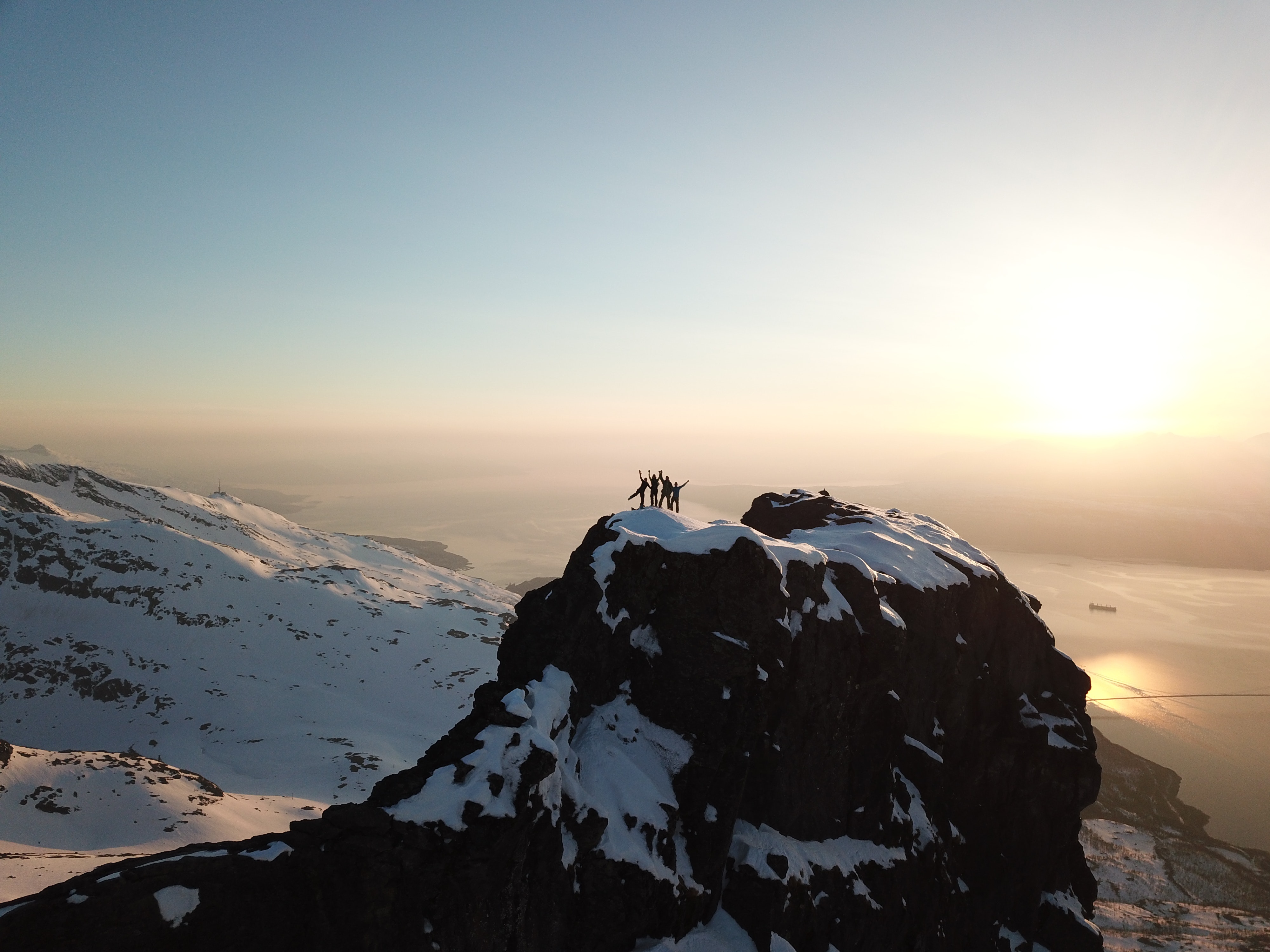 HG II Everest Expedition 2008 team has been successful to scale Mt. Everest